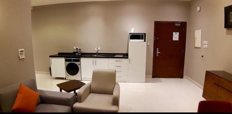 होटल के अलावा Celine Serviced Al Malqa Riyadh