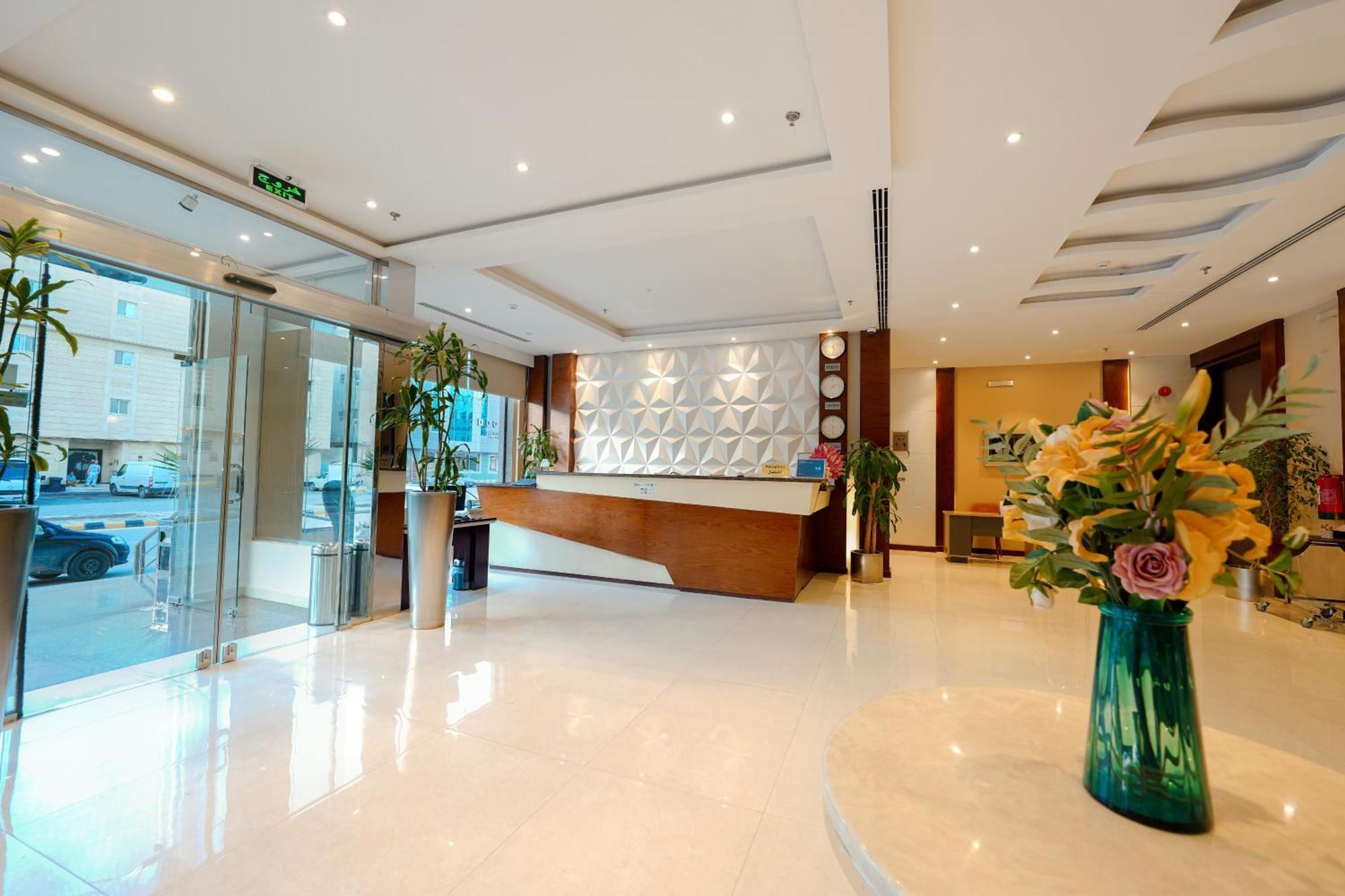 होटल के अलावा Celine Serviced Al Malqa 4*